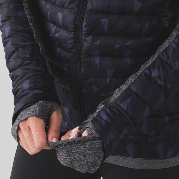 EUC Lululemon Fluff Off Jacket size 8 - Picture 5 of 9